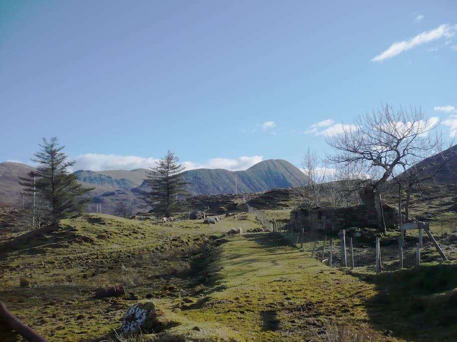Glas Bheinn Cottage Luib Екстериор снимка